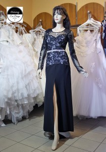 Starving estélyi ruha