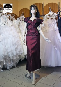 Starving estélyi ruha