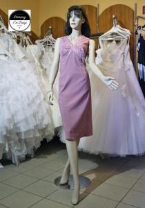 Starving estélyi ruha