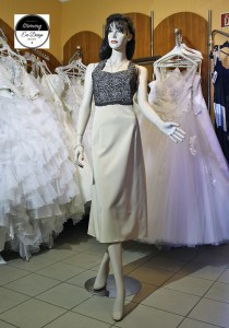 Starving estélyi ruha