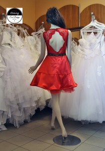 IMG_starving_menyecske_web_006_hatulja